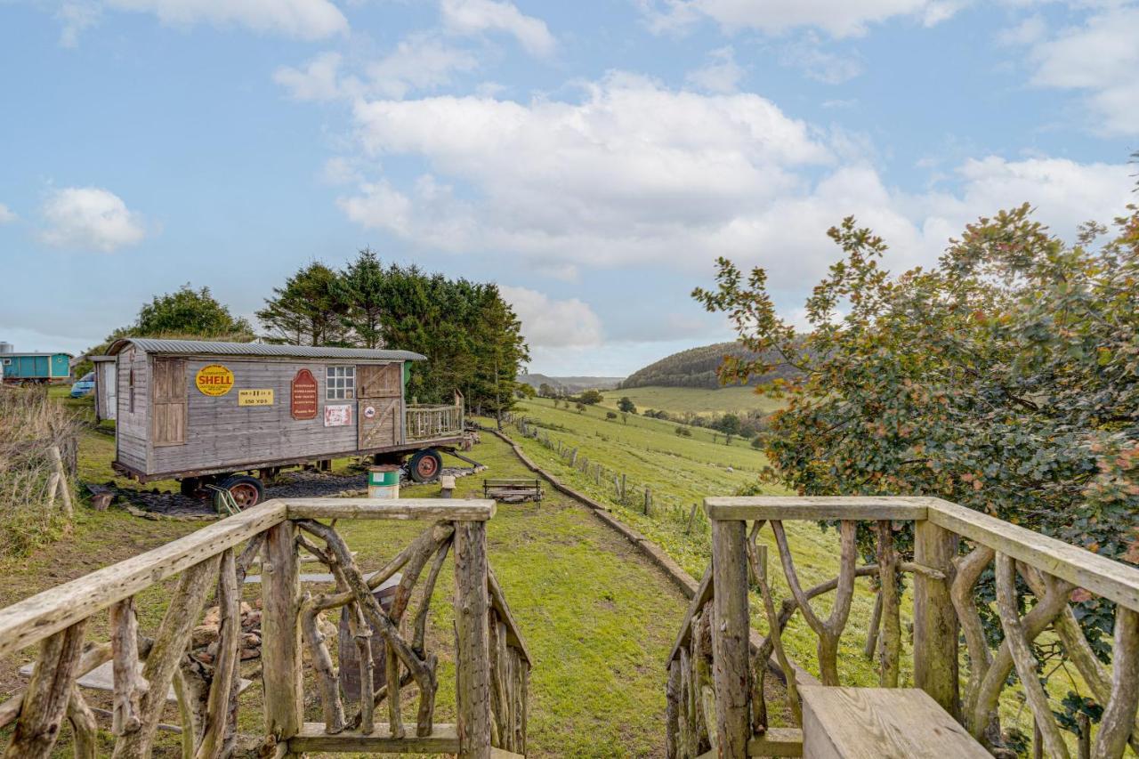 2X Double Bed - Glamping Wagon Dalby Forest Скарборо Екстер'єр фото