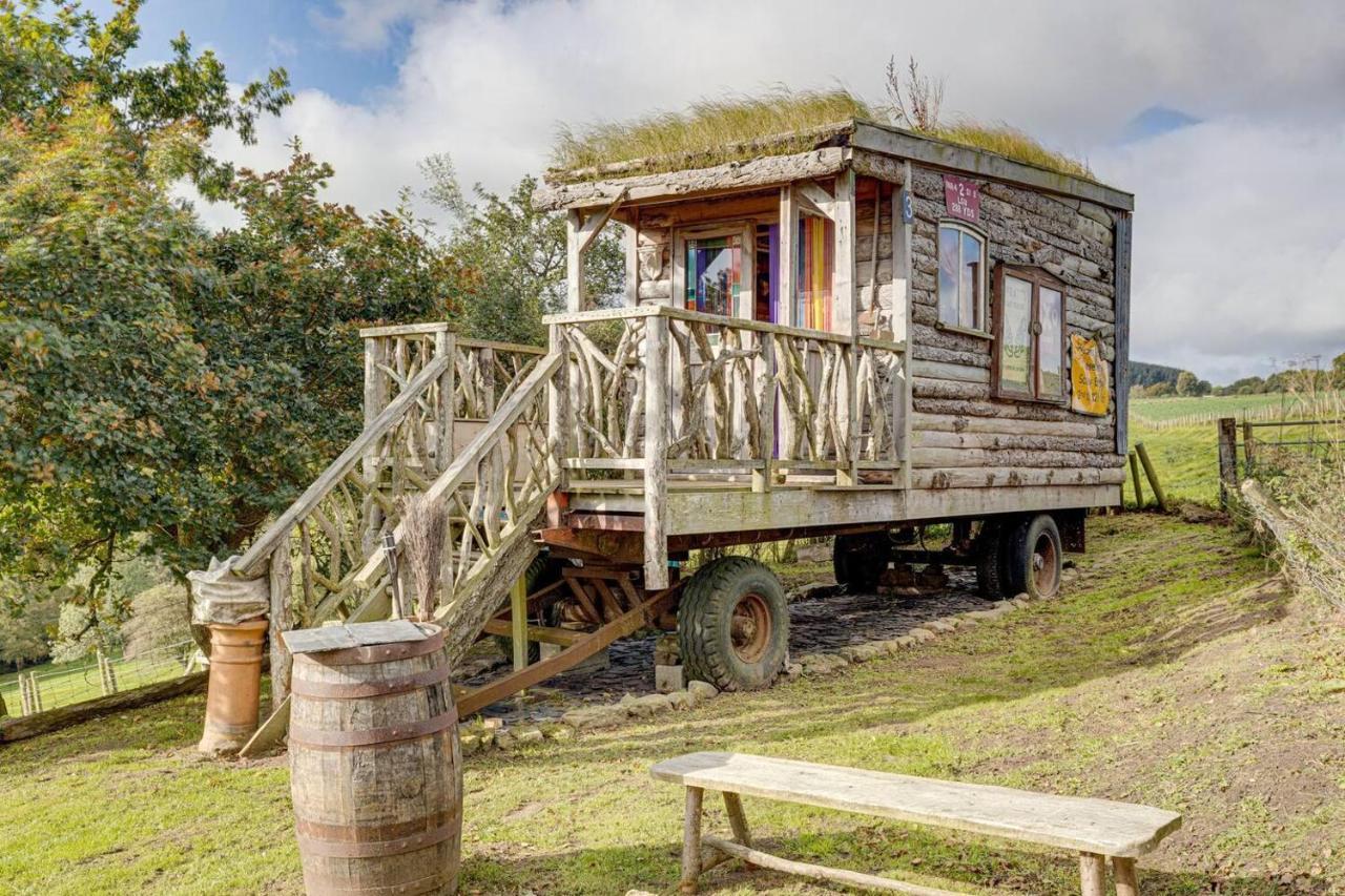 2X Double Bed - Glamping Wagon Dalby Forest Скарборо Екстер'єр фото